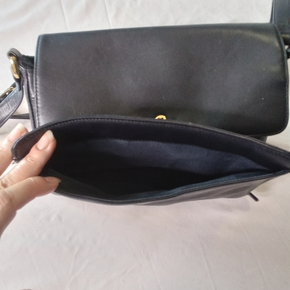 ETIENNE AIGNER Vintage Black Leather Shoulder Bag Handbag Multi Section 10x6.5x3 - Picture 7 of 11
